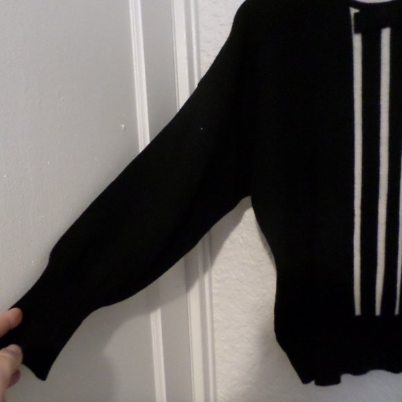 Jaeger Women's 100% Wool Crew Neck Sweater with Bow Sz L - Picture 3 of 4